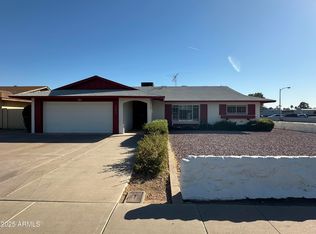 3849 W Mauna Loa Ln, Phoenix, AZ 85053