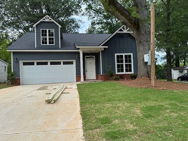 1st image of 325 Garrison Dr SE