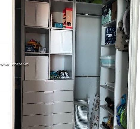 5th image of 1900 N Bayshore Dr APT 3814