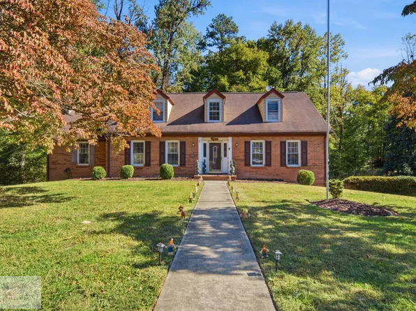 381 Mowbray Arch, Danville, VA 24541