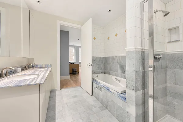 Rented by Nest Seekers International | media 30