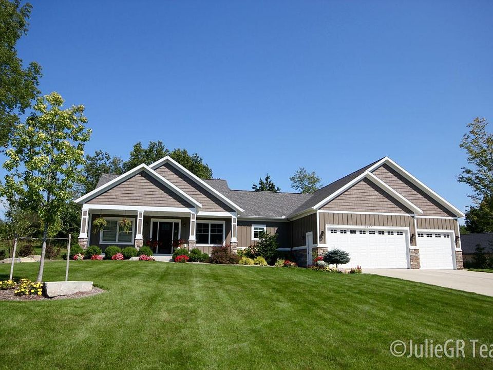 1st image of 3877 Woodstream Dr SW
