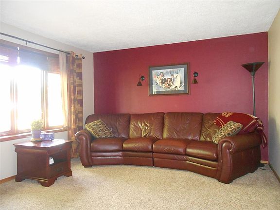 3rd image of 11216 Debussey Dr
