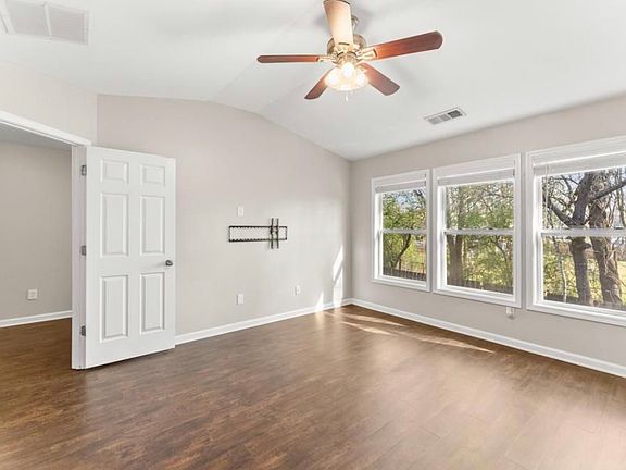 5th image of 1933 Lake Heights Cir NW #1933