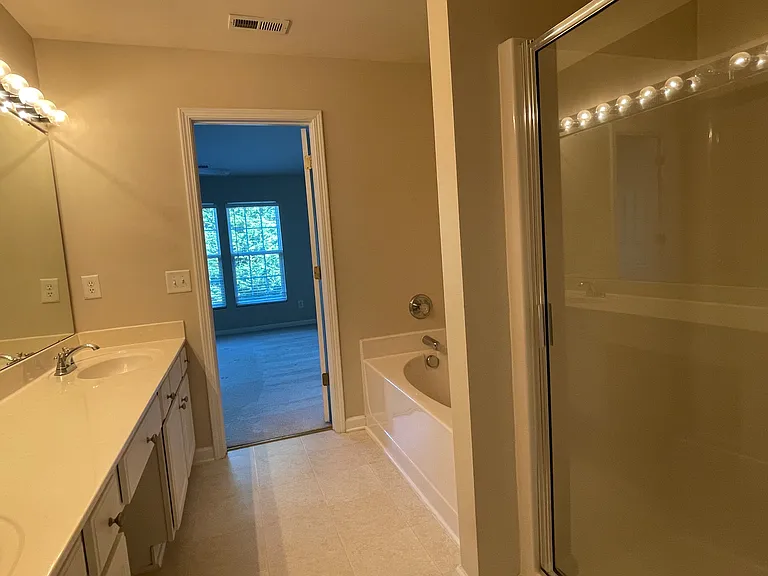 5637 Berry Creek Cir — Photo 19