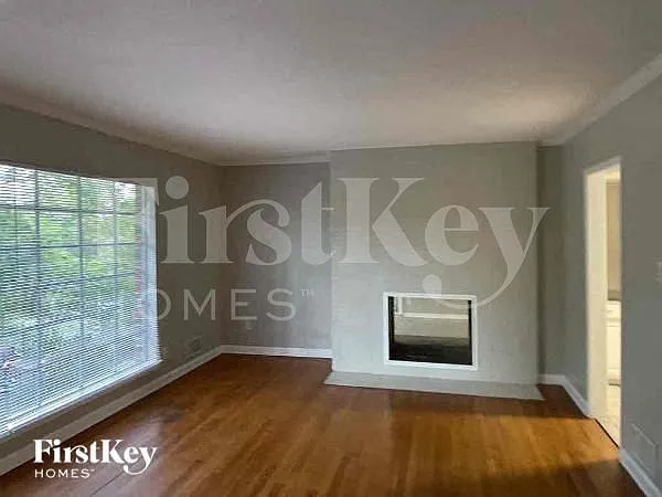 441 Pinellas St — Photo 3