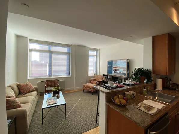1500 Lexington Avenue 17G image 3 of 22