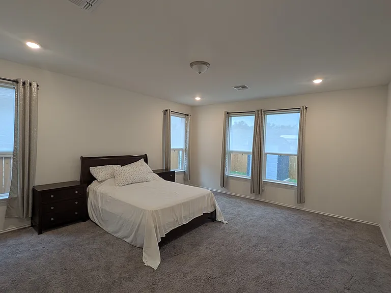 1617 Stinnett Dr — Photo 6