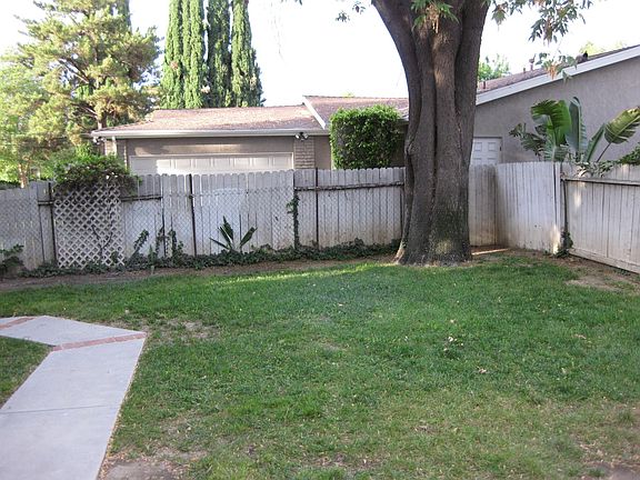 5th image of 18250 Rayen St