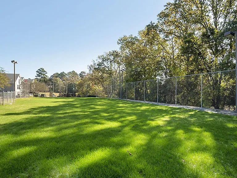 Ridgeland Place Apartment Homes — Photo 23
