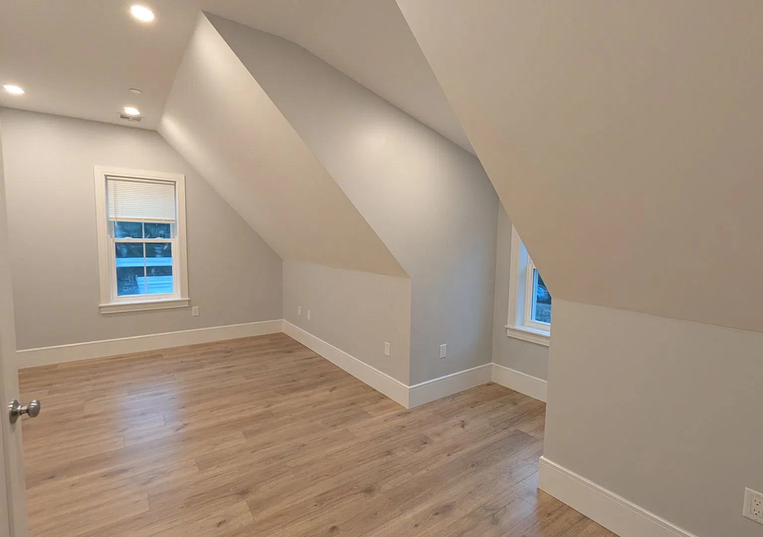 Brand New, Spacious 4-bed, 3-bath in Brighton — Photo 2
