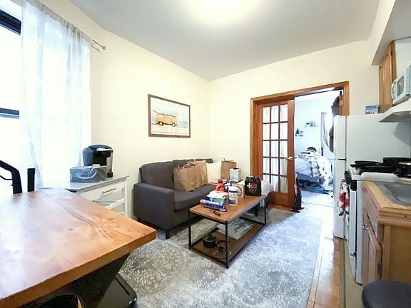 4th image of 17 Saint Marks Pl #10LL