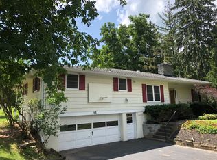 53 Knickerbocker Rd, Pittsford, NY 14534