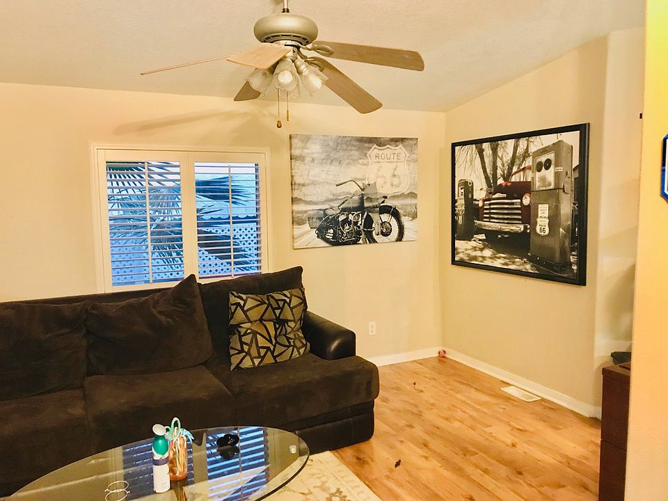 2nd image of 13217 Aurora Dr Spc 19
