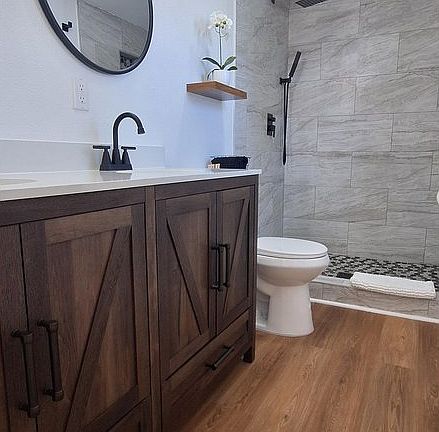 2nd image of 2700 W C St #82