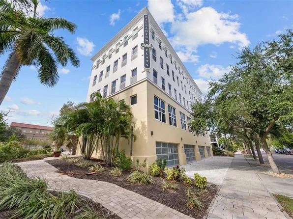 205 5th Ave N APT 202, Saint Petersburg, FL 33701