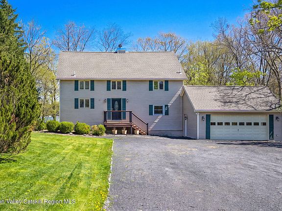 2nd image of 28 Juniper Lane