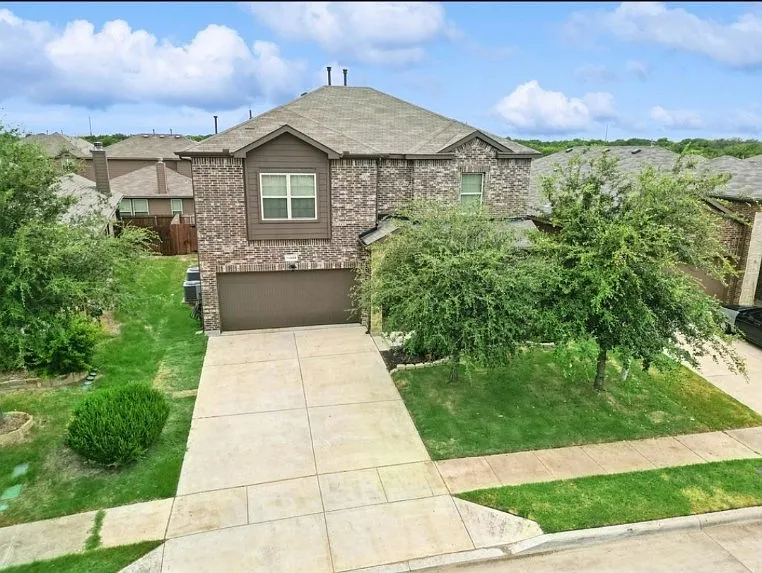 15628 Carlton Oaks Dr — Photo 2