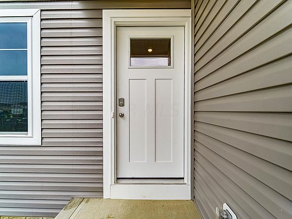 2nd image of 145 Avery Pl