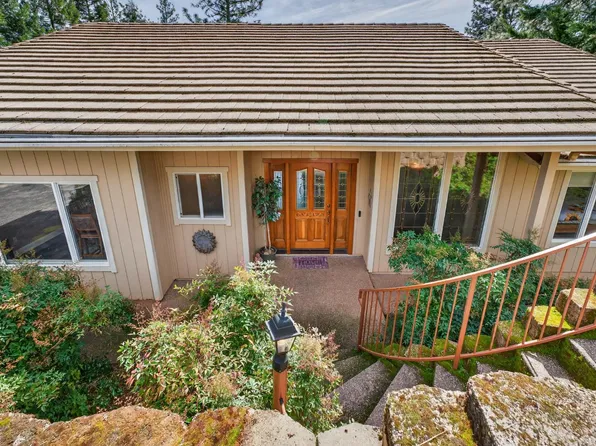 19038 Connie Dr, Grass Valley, CA 95949