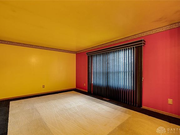 2nd image of 824 Dalewood Pl