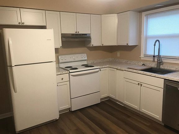 5th image of 7682 Kings Grant Ln