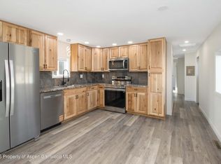 234 Tamarisk Trl, Parachute, CO 81635
