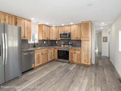234 Tamarisk Trl, Parachute, CO, 81635
