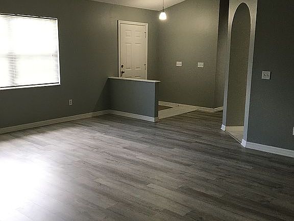 3rd image of 15 Brice Ln