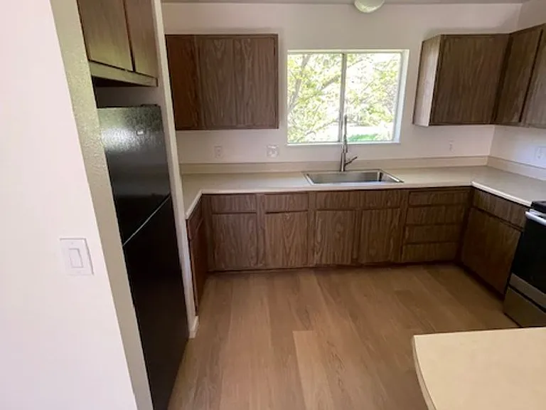 5525 Capistrano Ave #28 — Photo 6
