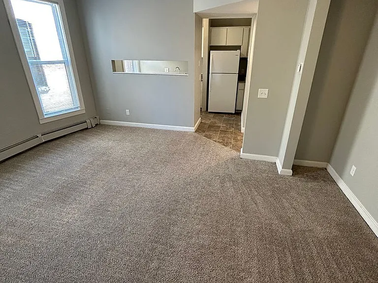 728 East 16th Street (New Town) — Photo 10