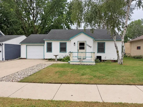 1107 6th St, Milford, IA 51351