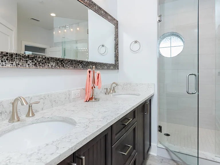 5866 Shell Cove Dr — Photo 14