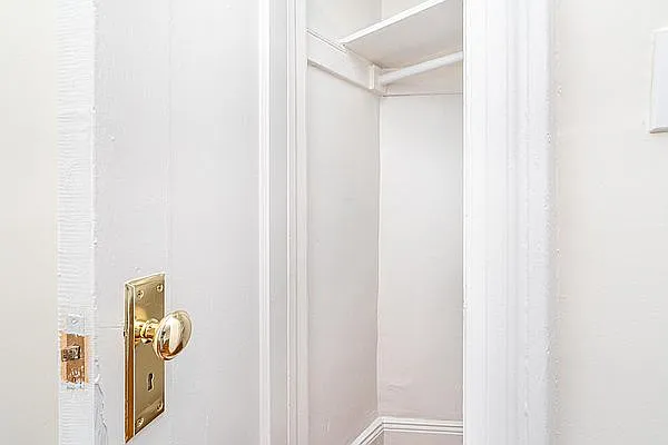 Rented by Modern Spaces | media 16