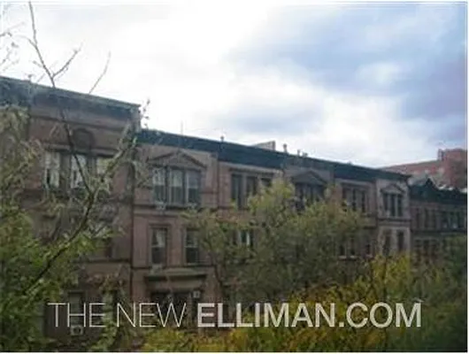 Rented by Douglas Elliman | media 17