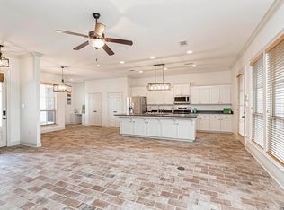 10542 Springtree Ave, Baton Rouge, LA 70810