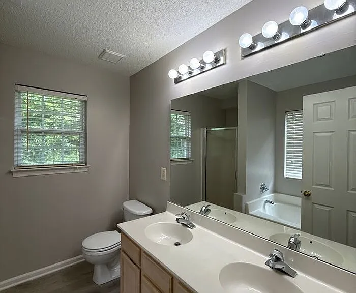432 McGinn Grove Dr — Photo 9