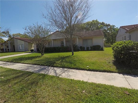 3rd image of 10441 Montpelier Cir