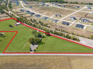 101 Laguna Vista Dr, Waxahachie, TX 75165
