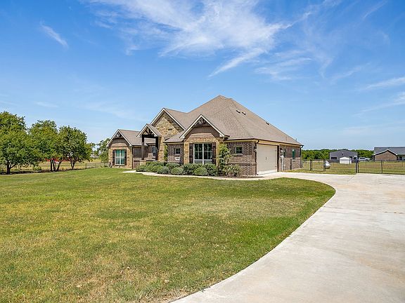 2nd image of 8341 County Road 201a