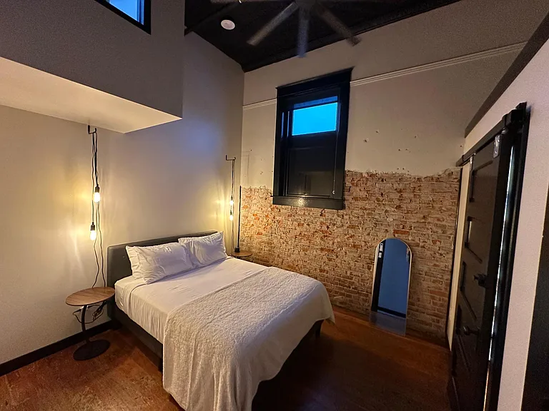 2224 Central Ave #4 — Photo 8