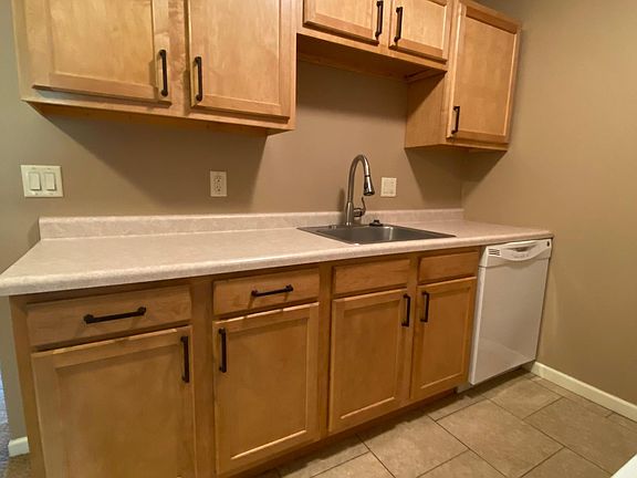 3rd image of 2030 J St #3