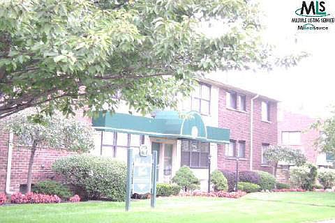 1st image of 25863 Woodward Ave