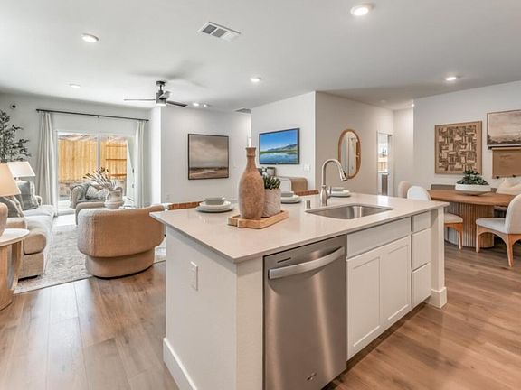 5th image of 4348 Single Pine Way
