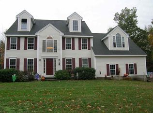 27 Fletcher Rd, Windham, NH 03087