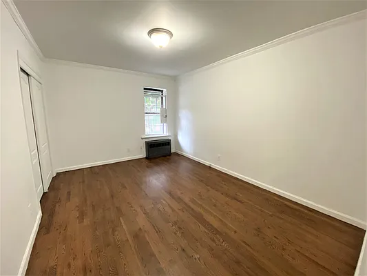 Rented by Douglas Elliman | media 17