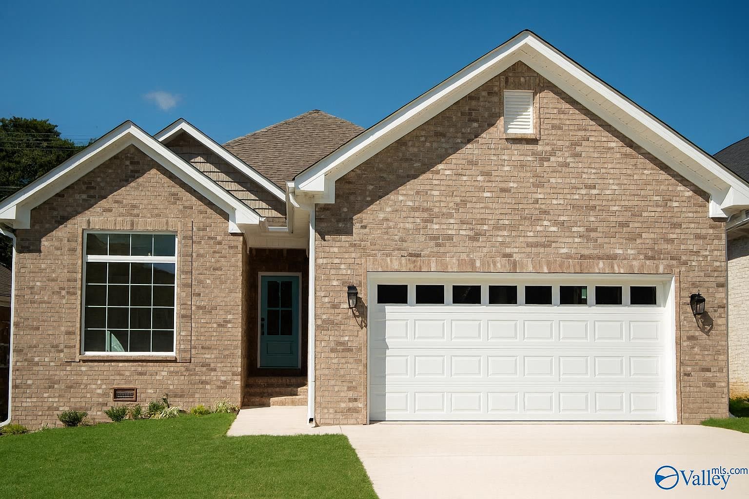 3207 Dale Hollow Dr SW, Hartselle, AL 35640 | MLS #21888855 | Zillow