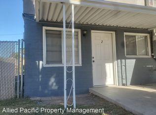 3447 4th St APT 2, Riverside, CA 92501