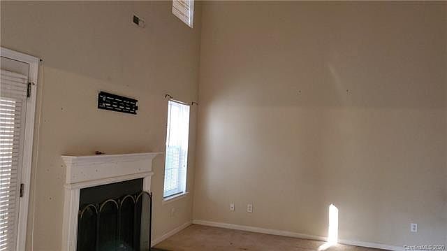 2nd image of 901 Grassy Patch Ln #0000