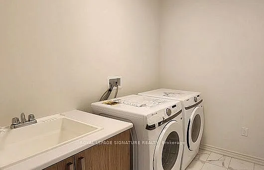 46 Sandhill Cres — Photo 10